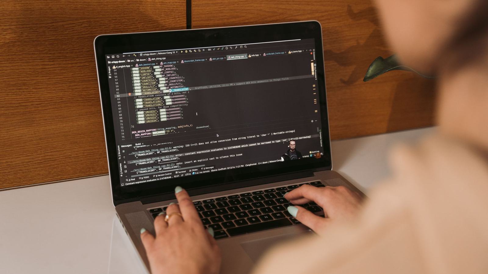 Bekerja dengan Tanggal dan Waktu di Python: Panduan Lengkap datetime, timedelta, dan Timezone