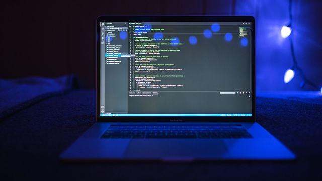 Fine-Tuning LLM dengan LoRA & QLoRA: Panduan Lengkap dari Nol (PEFT + TRL)
