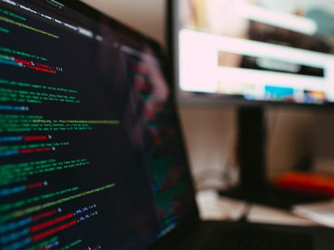 Membangun Chat Real-Time dengan Django Channels: WebSocket untuk Aplikasi Django