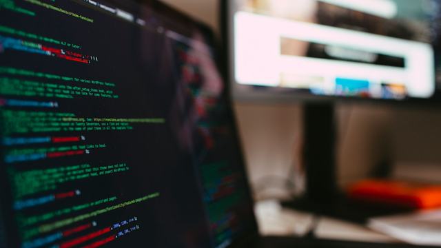 Membangun Chat Real-Time dengan Django Channels: WebSocket untuk Aplikasi Django