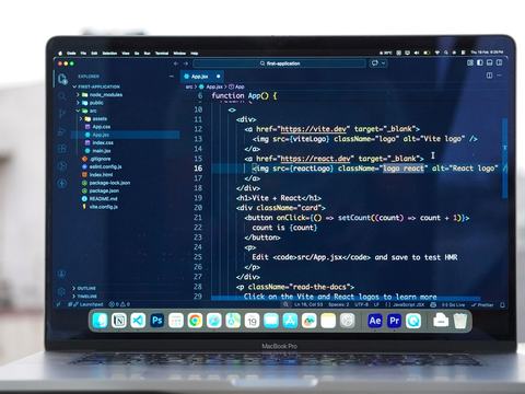 State Management di React dengan Zustand: Simpel, Cepat, Tanpa Boilerplate